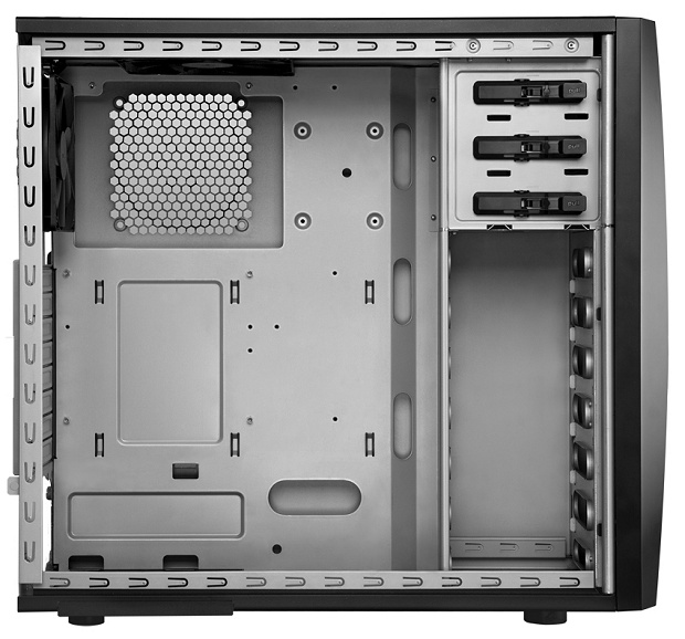 Antec Three Hundred Two (inside)